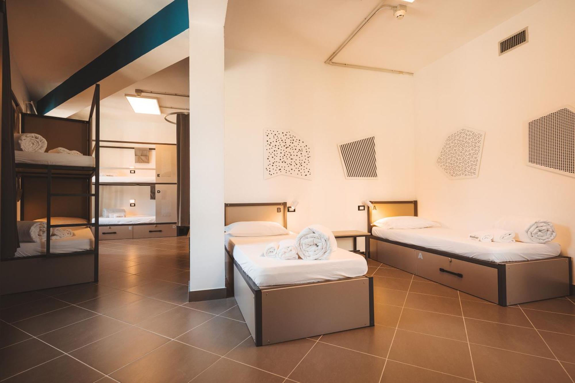 Lecco Hostel & Rooms Quarto foto